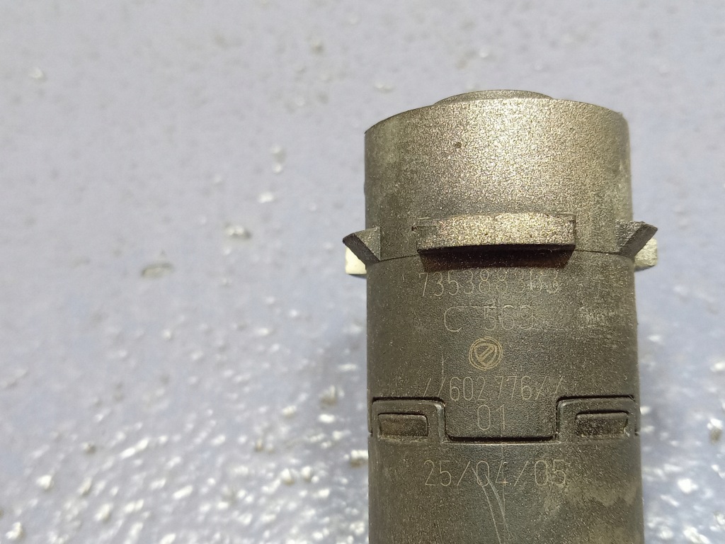 Alfa romeo gt датчик парковки pdc vr 651 Оригинал