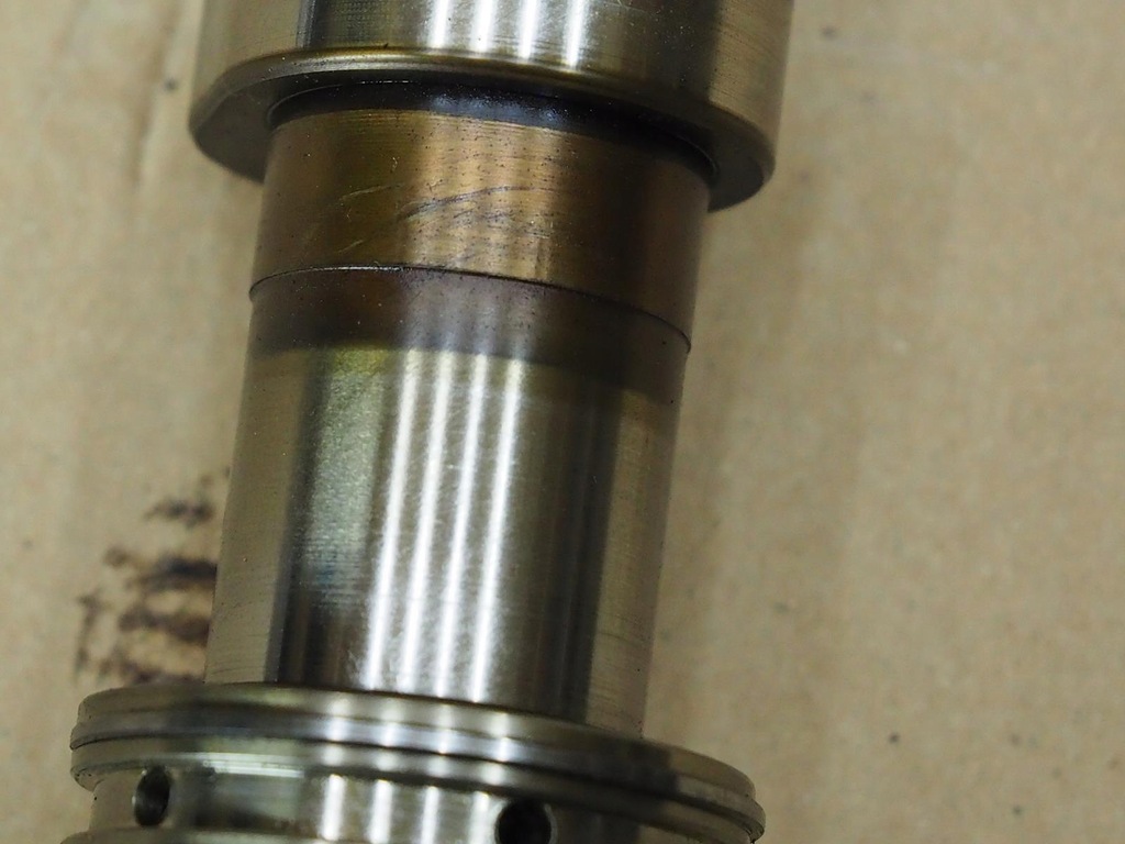 фото №15, Audi a8 d3 6.0 bht вал всмоктуючий правий 07c102l