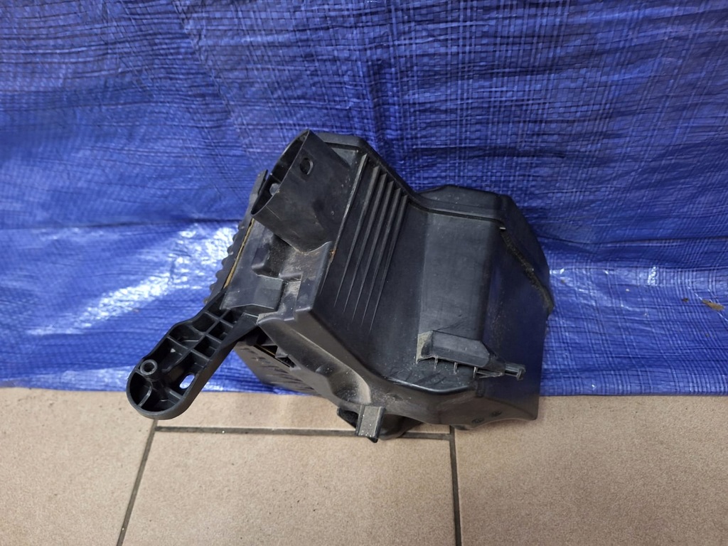 фото №5, Корпус фільтра повітря renault twingo iii 16r 1,0sce