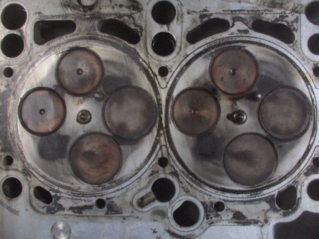 фото №7, Seat toledo iii 2.0tdi 16v 140km головка двигуна 03g103373a bkd