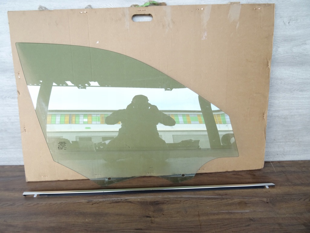 фото №1, Volvo xc90 ii скло передня права дверна r.2022