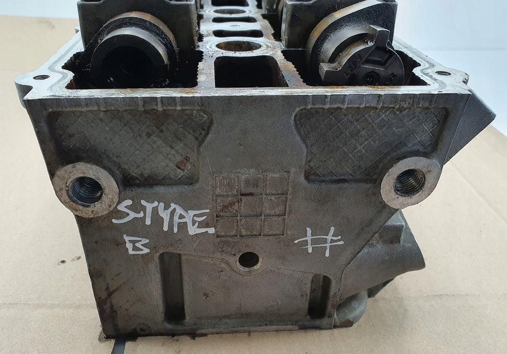 фото №15, Головка двигателя левая jaguar s-type xk 4.2 v8