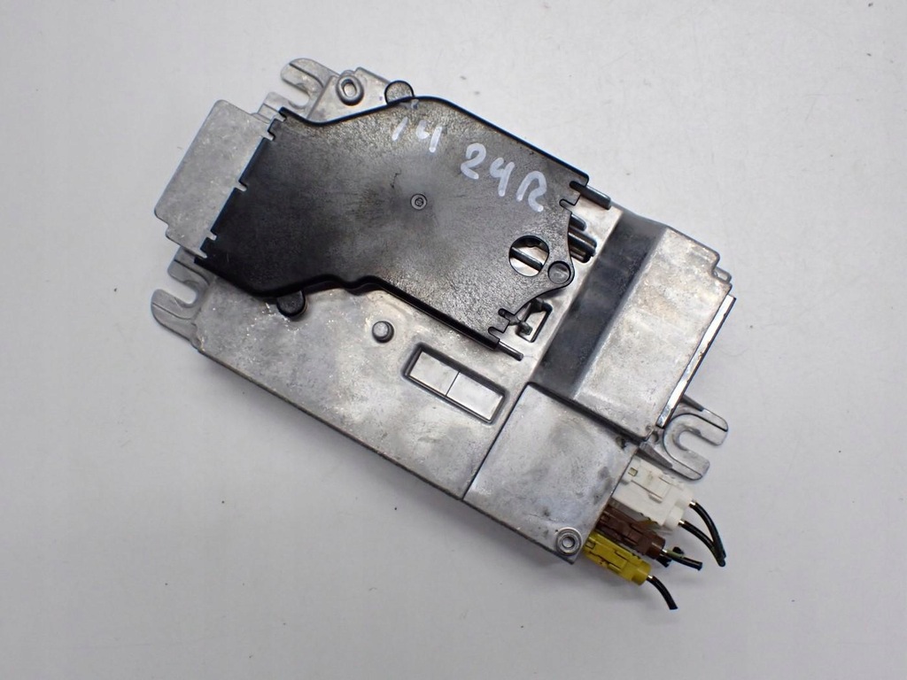 фото №3, Усилитель радио harman оригинал r3 5b4db79 bmw 4 i4 g26 gran coupe 24r