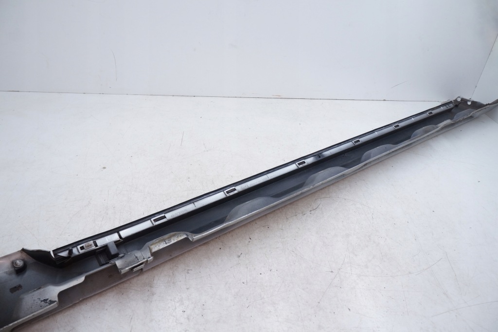 фото №4, Volvo v70 iii ліва лівий молдинг поріг поріг накладки пороги 426-26 30678564