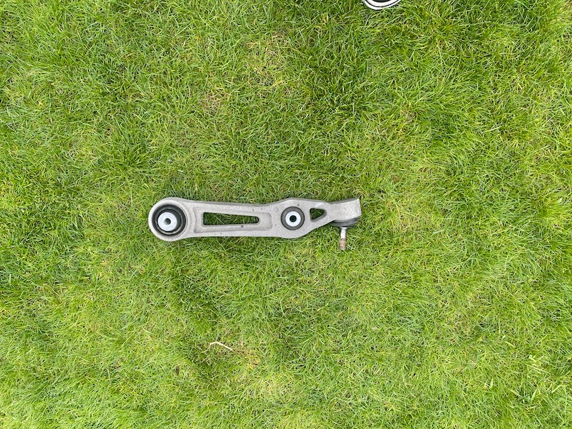 фото №1, Tesla model s x важіль нижній передній лівий оригінал