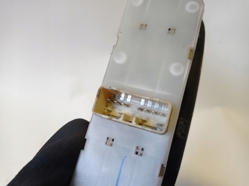 фото №10, Переключатель окон зеркал левый перед hyundai accent ii