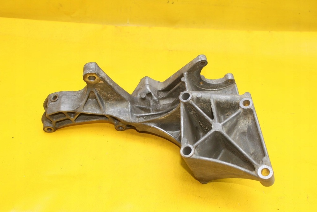 фото №7, Кронштейн генератора vw lt 35 46 28 2.5 tdi 074145169f