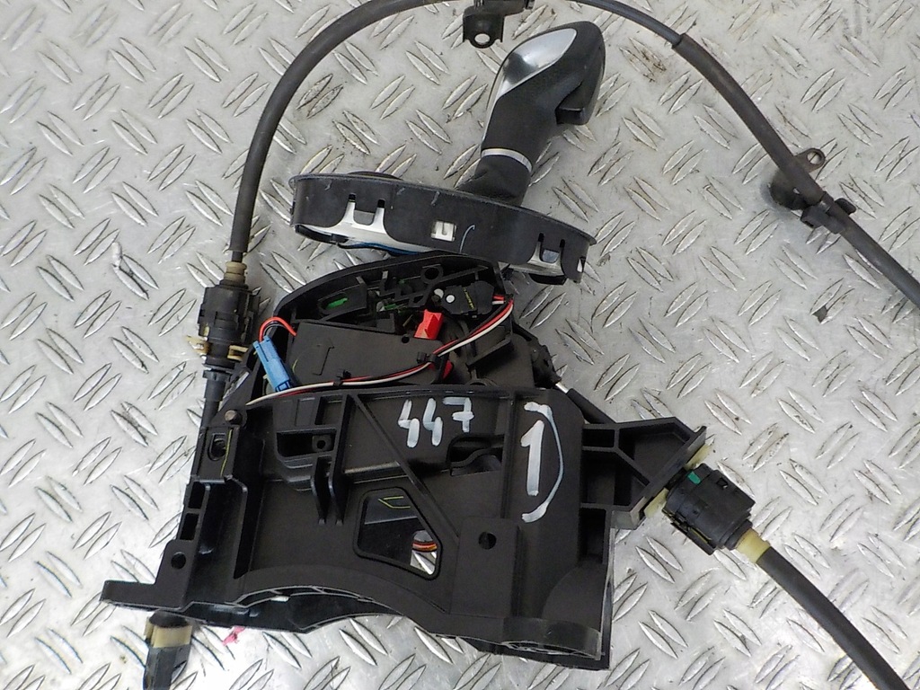 фото №8, Peugeot 2008 ii рычаг трос переключения передач