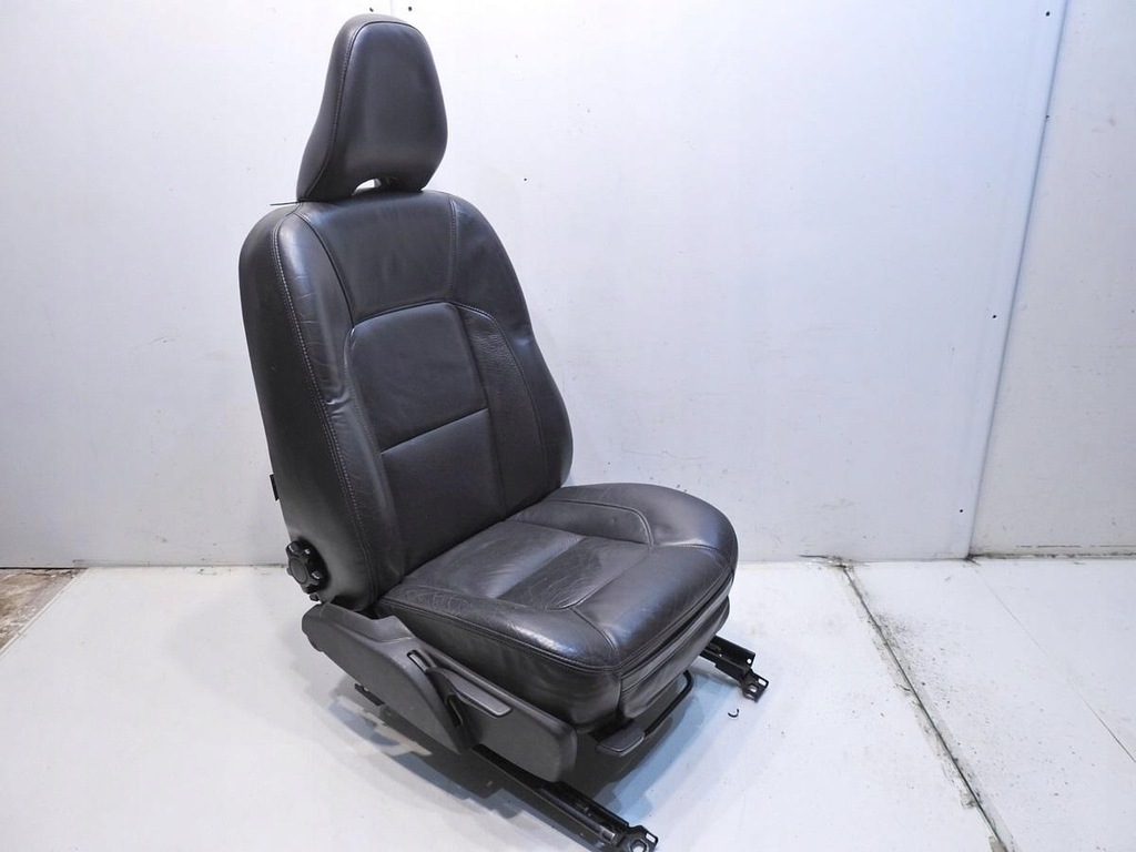 фото №14, Сиденье правый перед подогреваемый volvo v70 iii