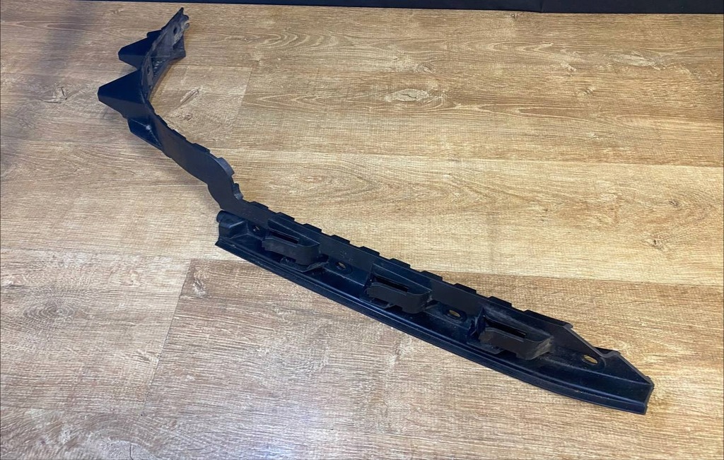 фото №1, Напрямна бампера лівий задня porsche cayenne 9pa type 955/957 7l5807393d