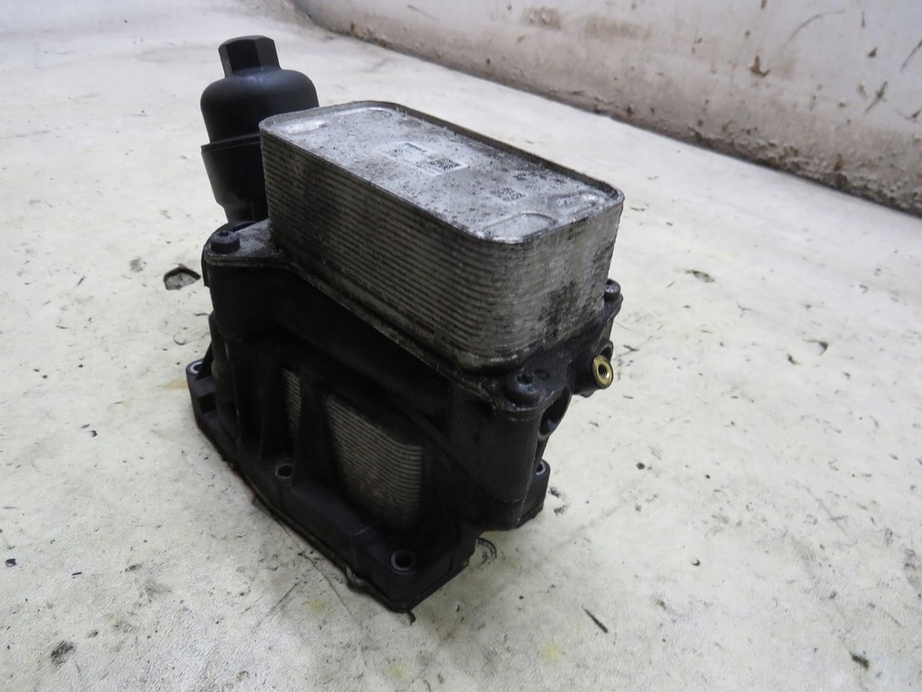 фото №6, Основа фільтра оливи bmw 6 f06 f12 f13 640d 70510184