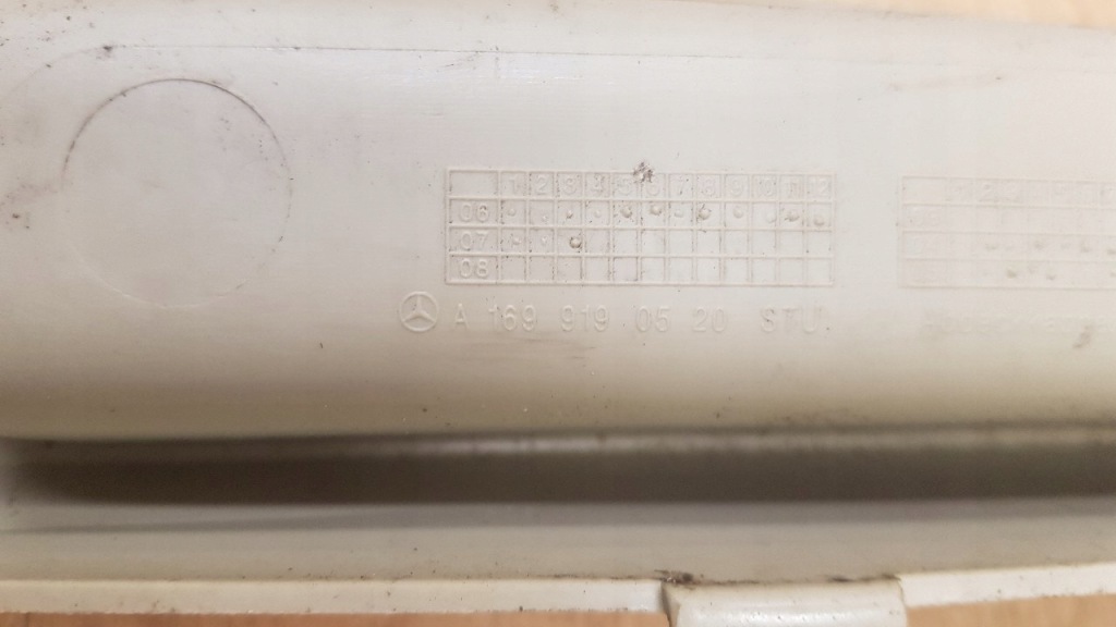 Захист напрямна пара mercedes w245 Доставка