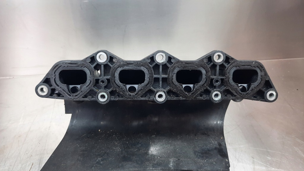 фото №6, Коллектор всасывающий 8200633248 renault clio iii 1.2b