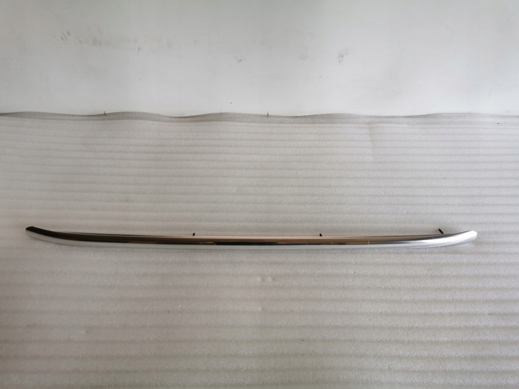 Купити Audi a3 5d sportback рейлінг даховий правий хром