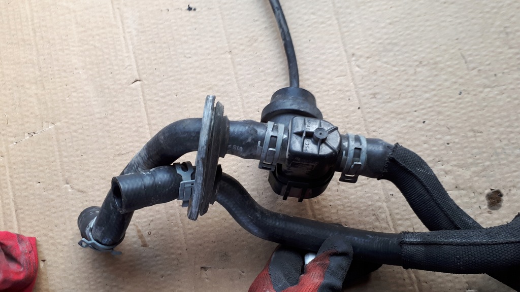 фото №6, S4 b8 a4 клапан wąż wody 3.0 tfsi s5 1j0819809