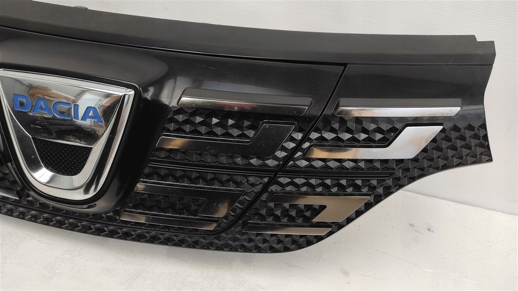 фото №4, Решётка радиатора решётка радиатора dacia spring po 2020