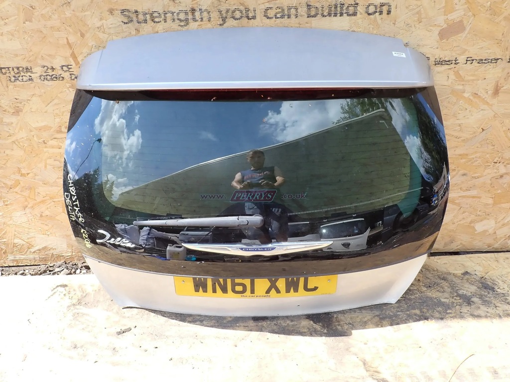 фото №1, Кришка багажника багажника chrysler lancia delta 620/b