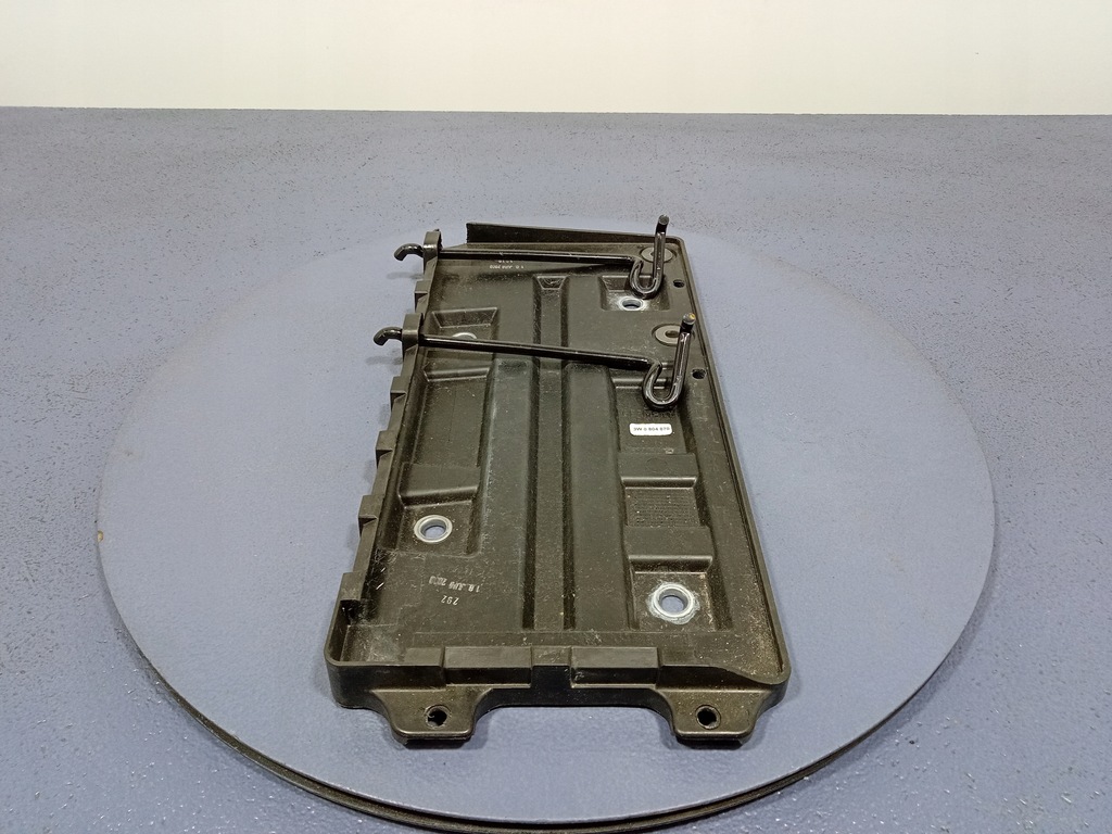 фото №1, Bentley continental i 03- основание аккумулятор 3w0804870