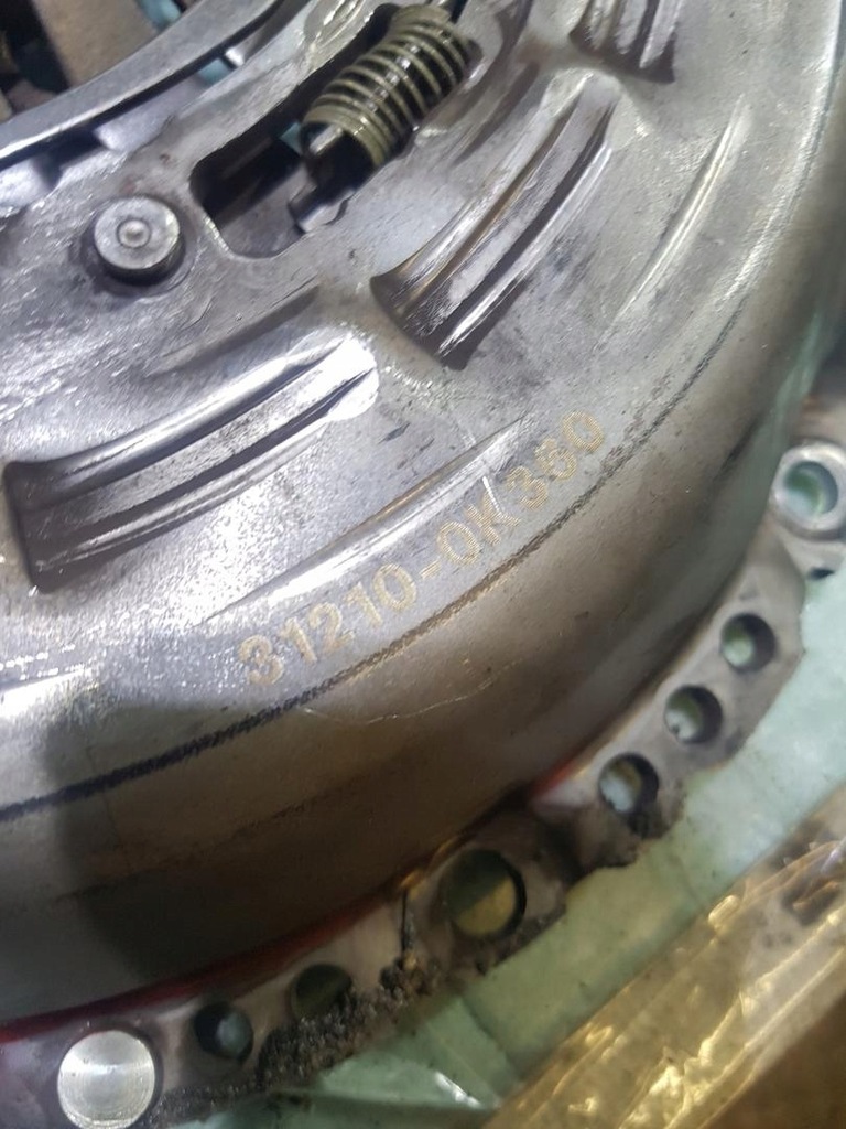 фото №8, Сцепление 2.4 toyota hilux viii 31210-0k360