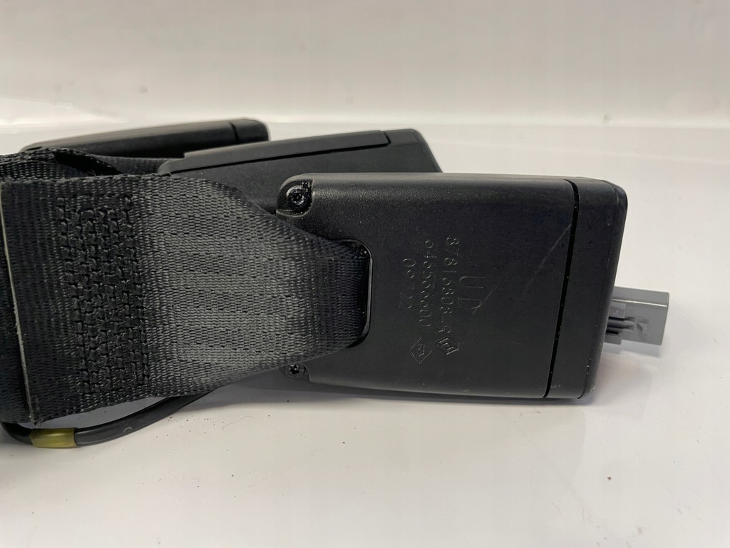 фото №11, Renault arkana 1.3 tce 22 клипса поперечина задняя 878168084r 878167142r