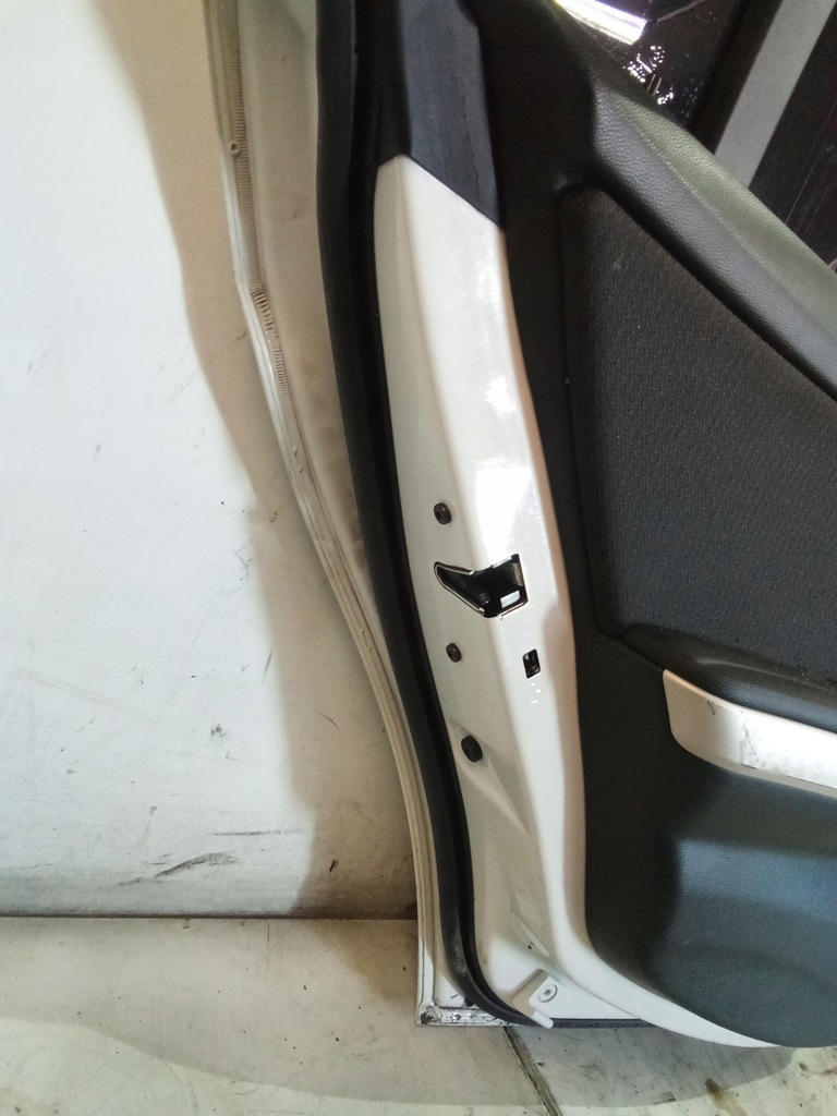 фото №9, I171 дверь левый задняя bmw e90 alpinweiss 3