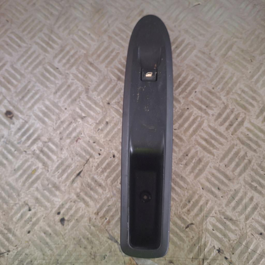 фото №1, Перемикач вікон правий перед citroen c4 ii b7