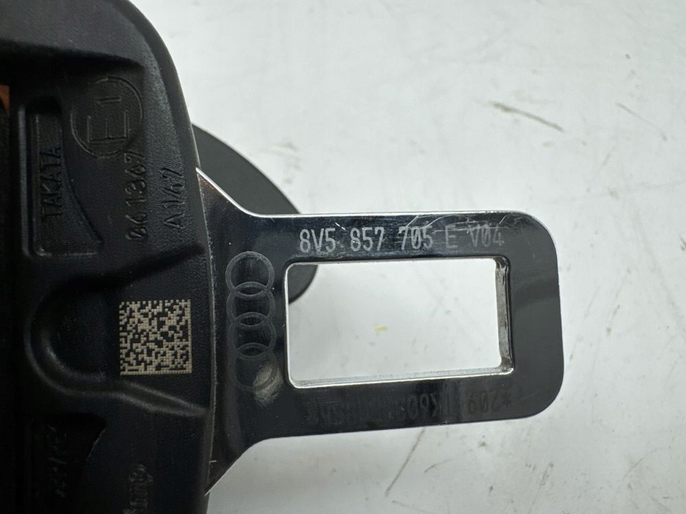 Купити Audi a3 s3 8v 2015 ремінь безпеки сидіння передній