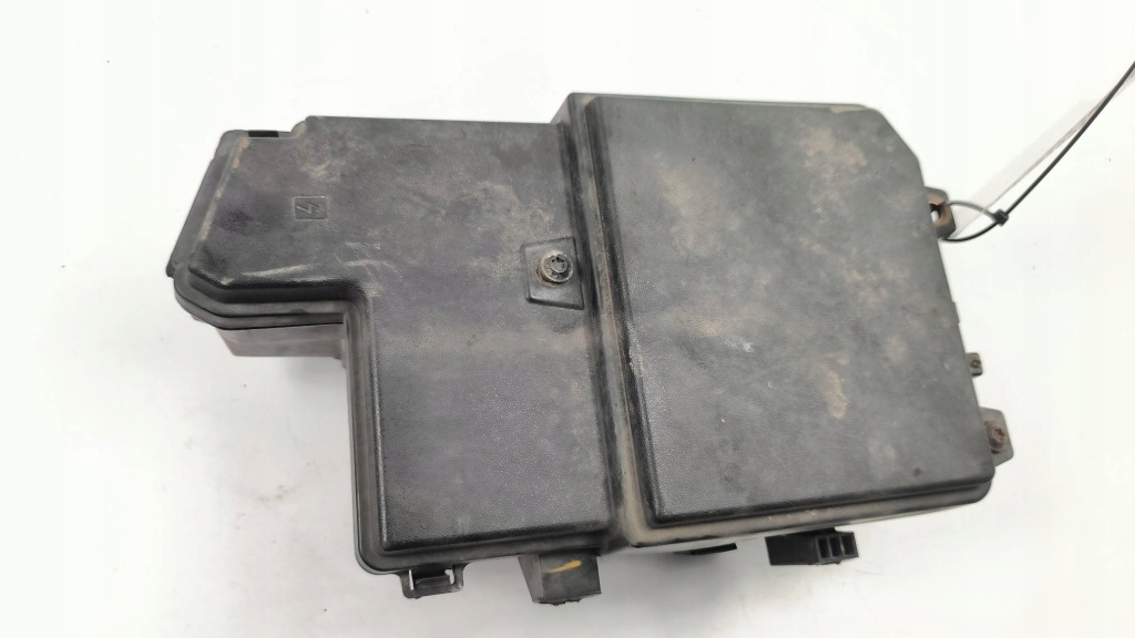 Корпус коробка предохранителей 284b51057r renault grand scenic iv Недорого