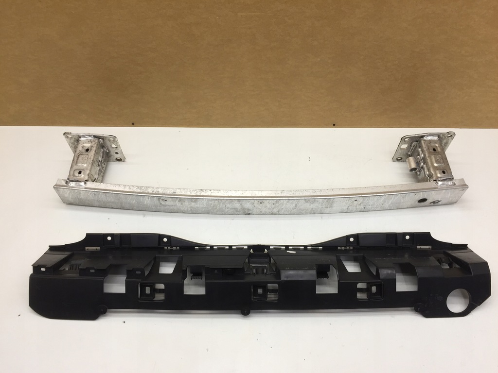 фото №1, C4 picasso ii балка напрямна абсорбер pod бампер задня