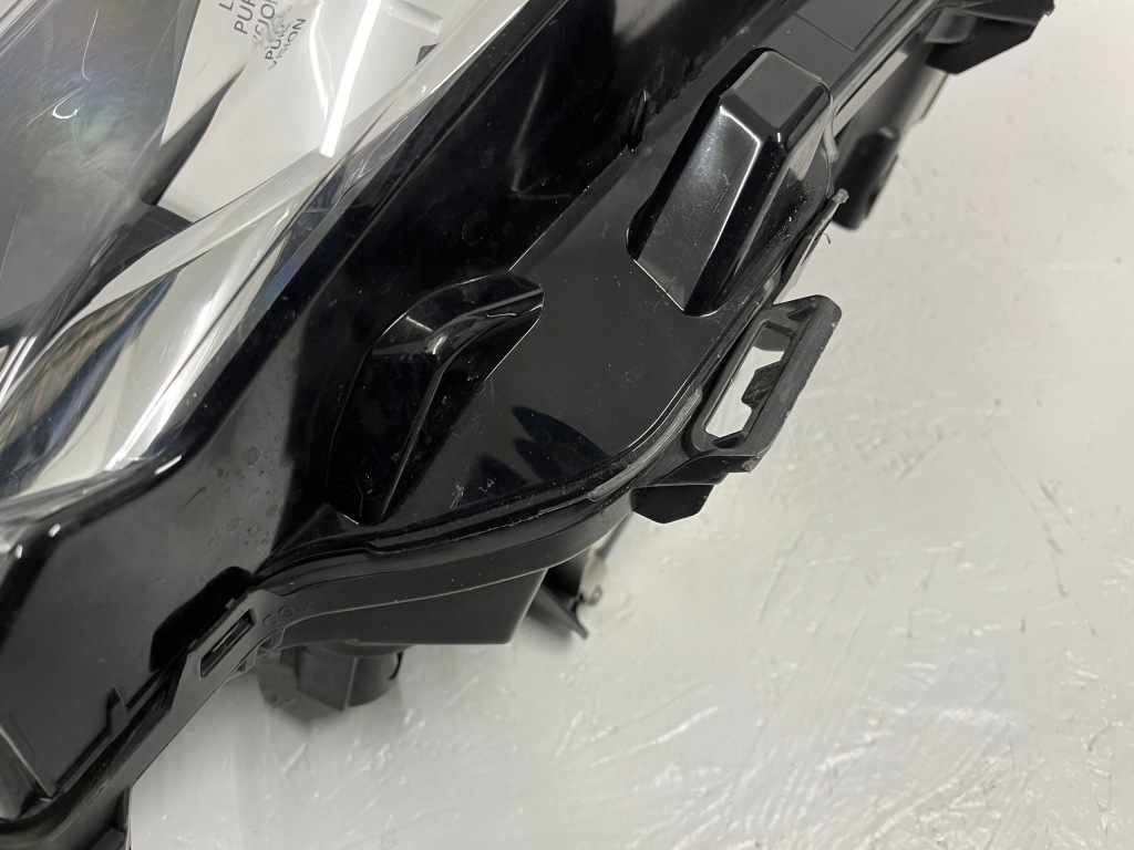 Renault koleos 2 рестайлінг  фара full led правий 260108343r блок запалювання Ціна