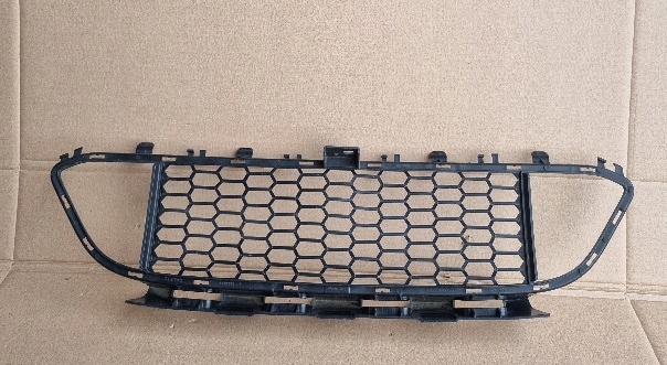 Купить Решётка бампера средняя нижняя mpakiet m-pakiet bmw 3 f30 f31 8068124
