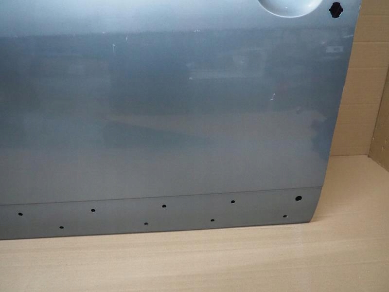 Дверь левое  перед dacia sandero 1 Недорого