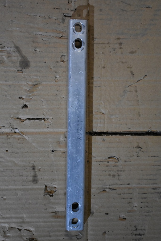 фото №1, Idealny кронштейн кронштейн mercedes w167 1