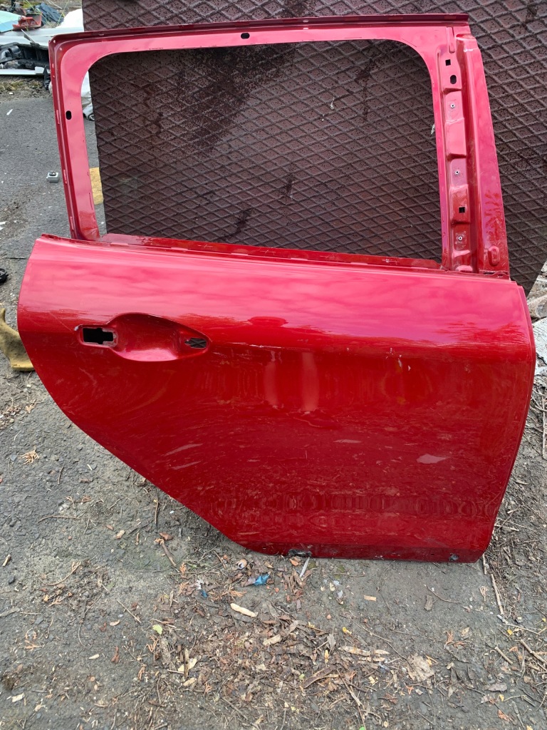 фото №1, Дверь задняя peugeot 2008 i
