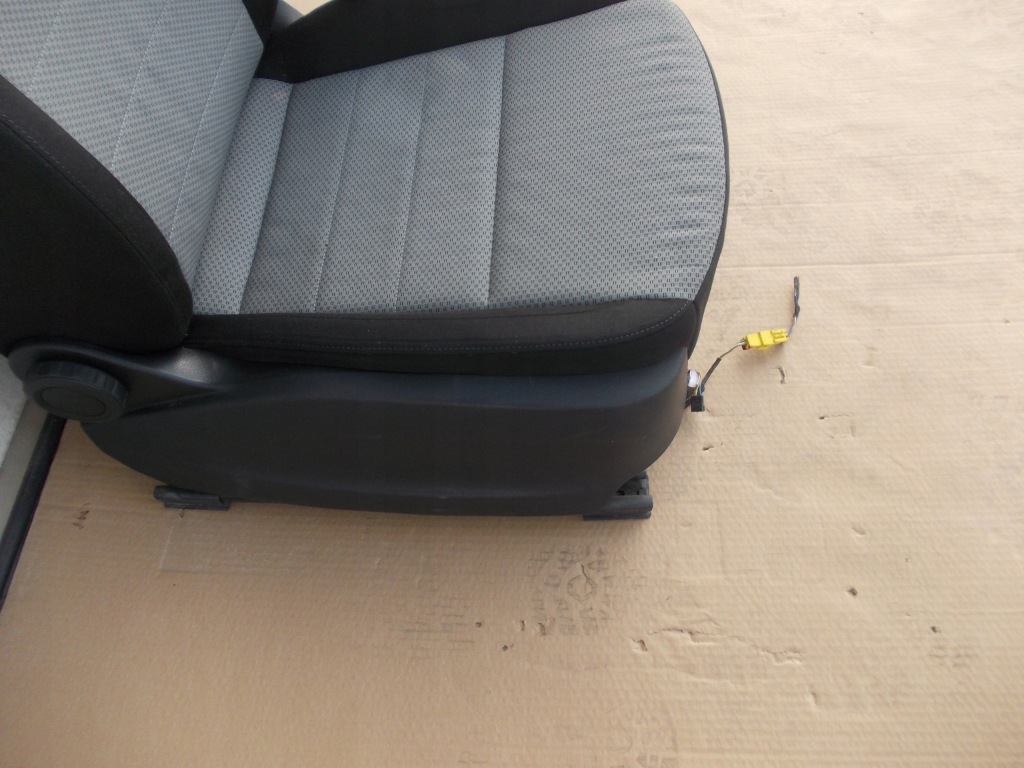 фото №6, Сиденье сиденье правый перед пассажира skoda octavia iii europa