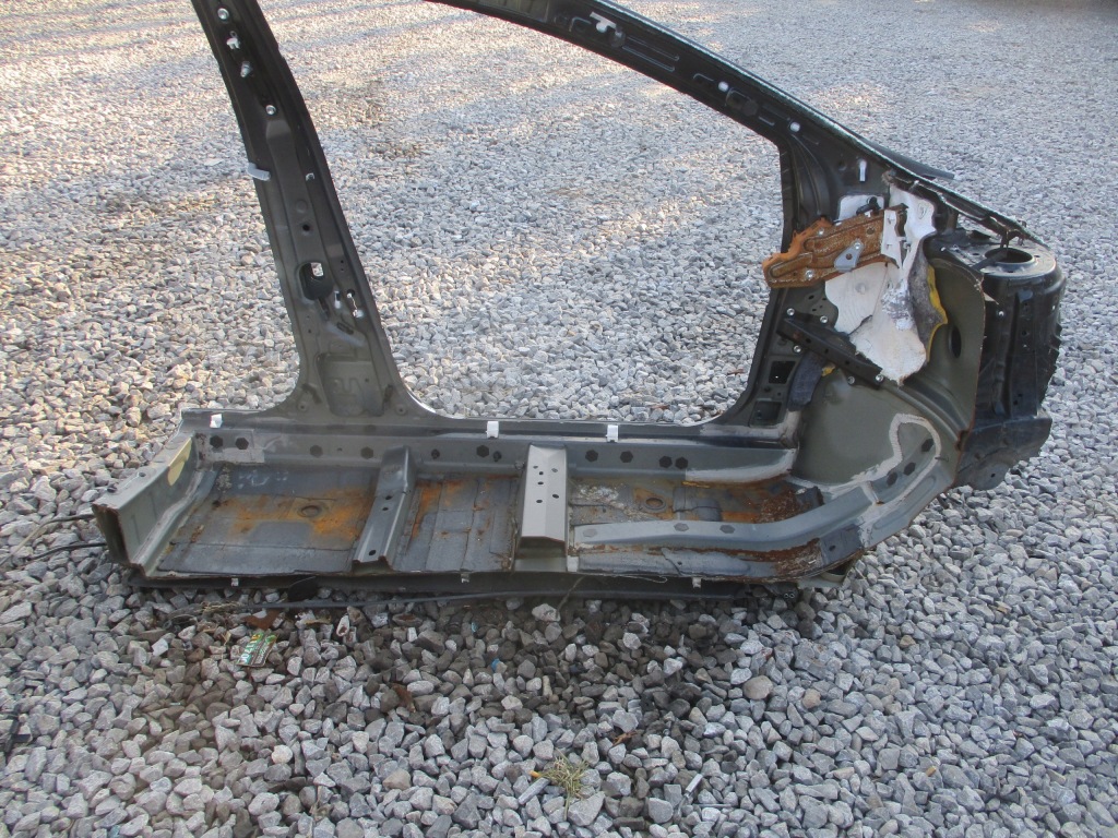 фото №4, Чверть лонжерон перед лівий поріг блок двигуна toyota avensis t27 lift 209