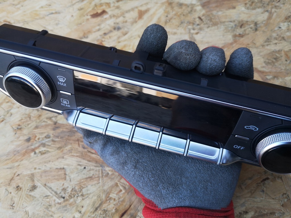 фото №7, Audi a5 8w панель кондиционера 8w0820043br