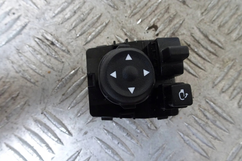 фото №1, Hyundai tucson iv переключатель зеркал