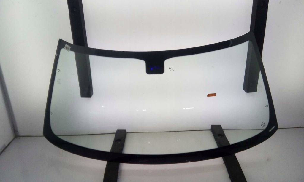 фото №1, Скло лобове передня mini r50 r53 r56 2001-2003 cooper one датчик підігрів