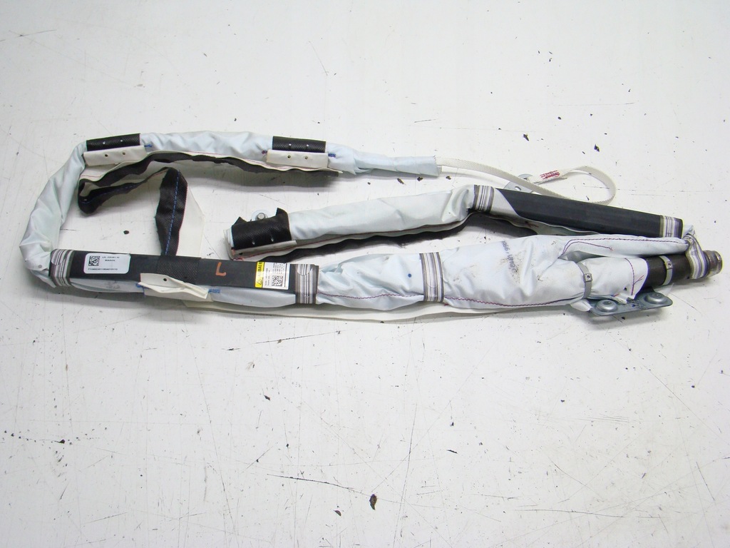 фото №1, Ford mondeo mk5 - шторка безопасности левая kombi