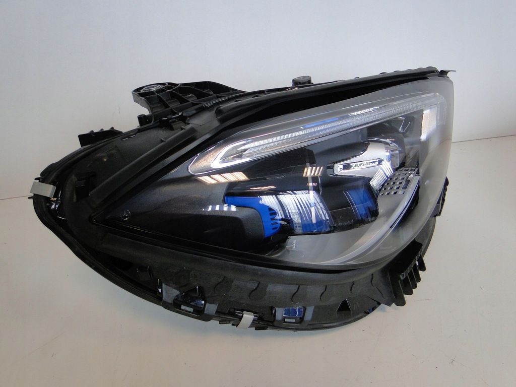 фото №8, Mercedes c klasa 206 w206 лампа правая digital led