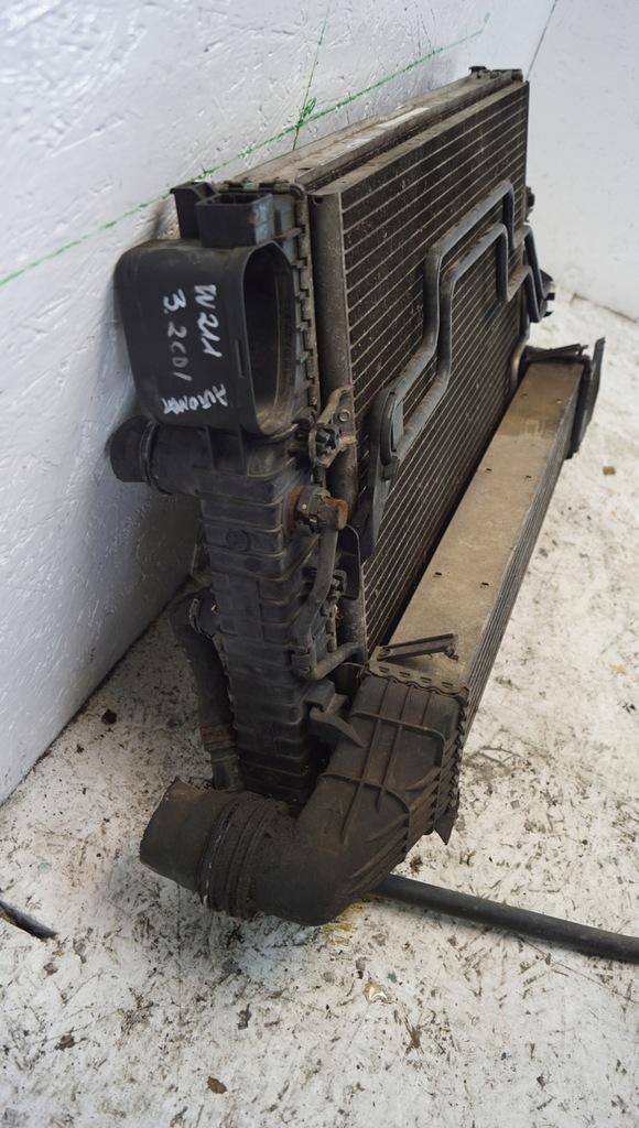 фото №8, Mercedes w211 320 cdi комплект радиатор