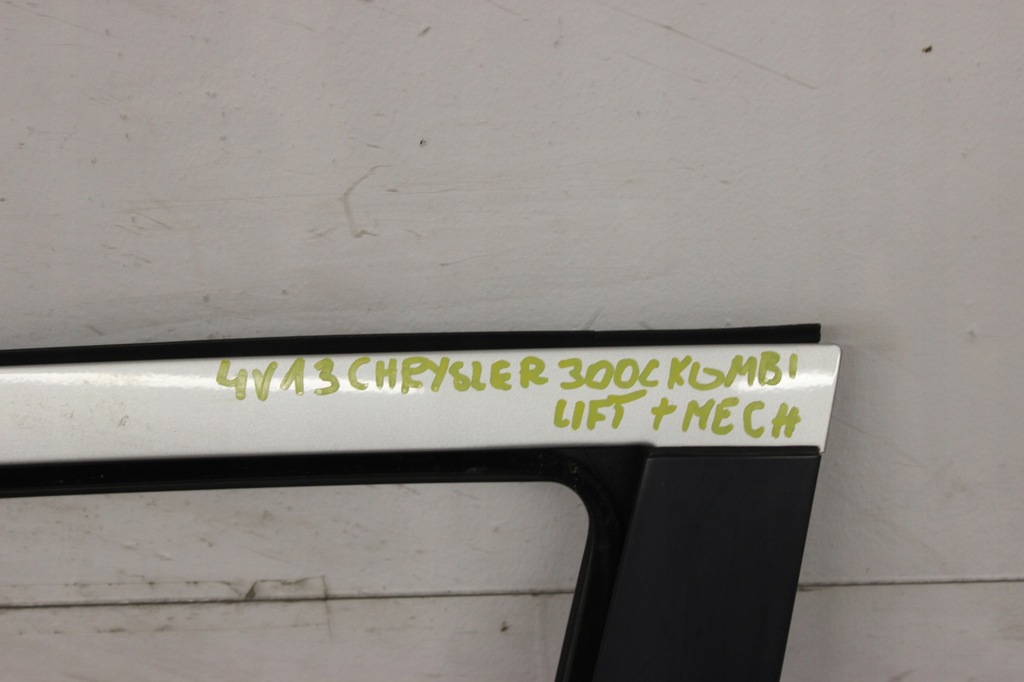 фото №8, Дверь левая левый перед chrysler 300c 2010r