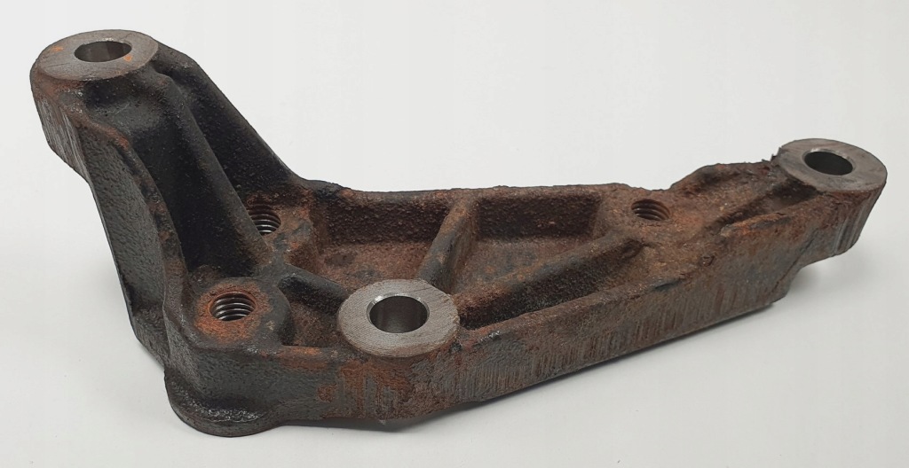 фото №2, Кронштейн двигуна alfa romeo 159 2.4 jtd