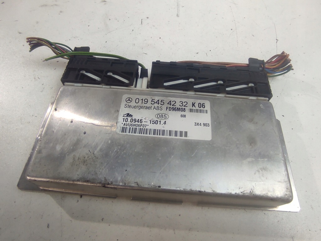 Купить Блок управления бортовой компьютер mercedes w202 0195454232