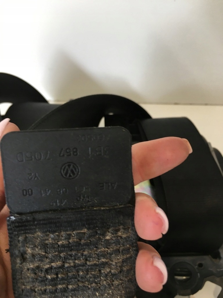 фото №13, Pas безпеки volkswagen оригінальний номер 3b9857806d
