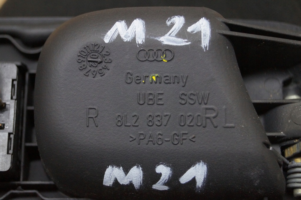 фото №11, Ручка внутрішня права 8l2837020 audi a3 8l lift