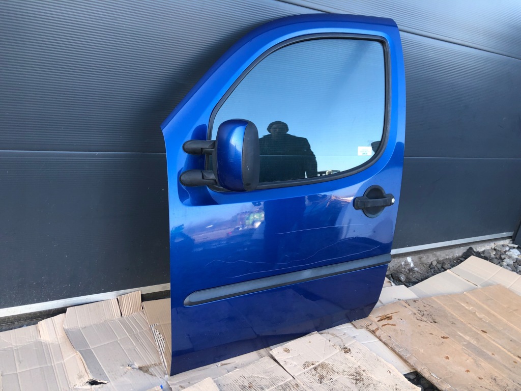 фото №1, Fiat doblo 1 i 2000-2005 дверь левая передние водителя левый перед