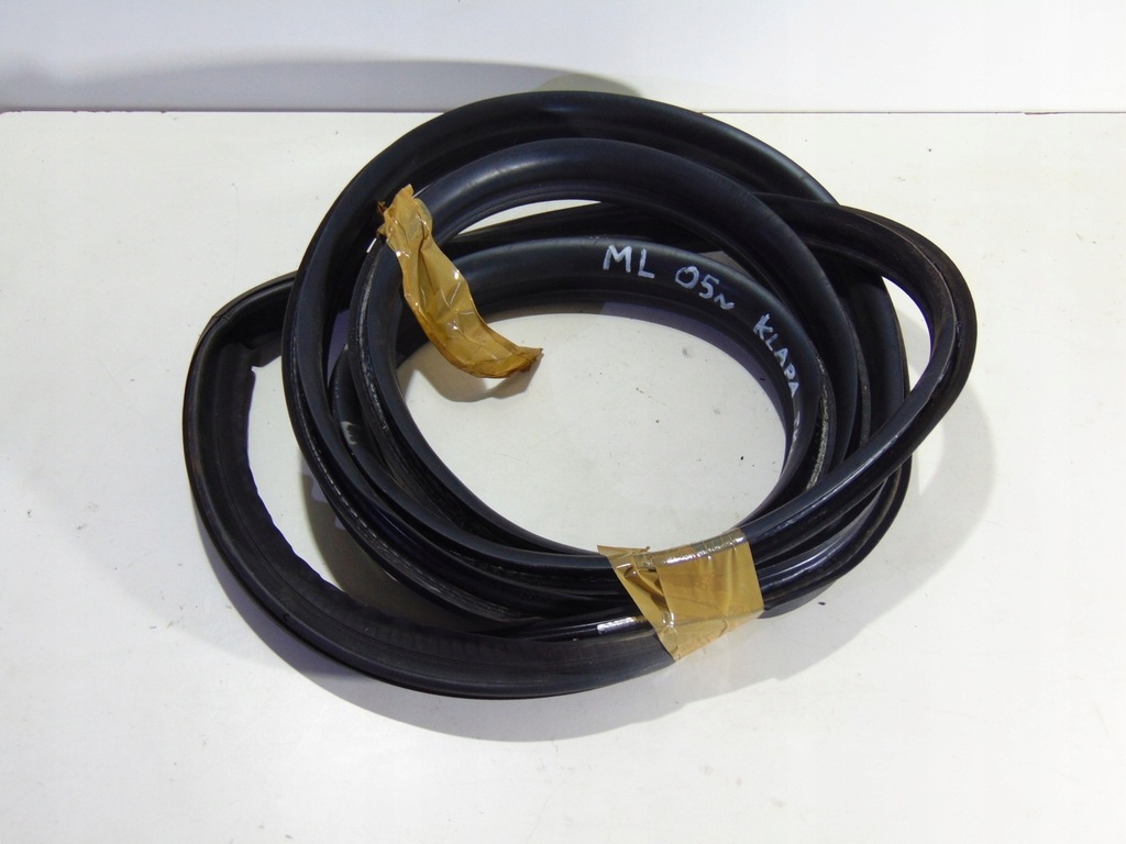 фото №1, Прокладка кришки задня mercedes ml w164