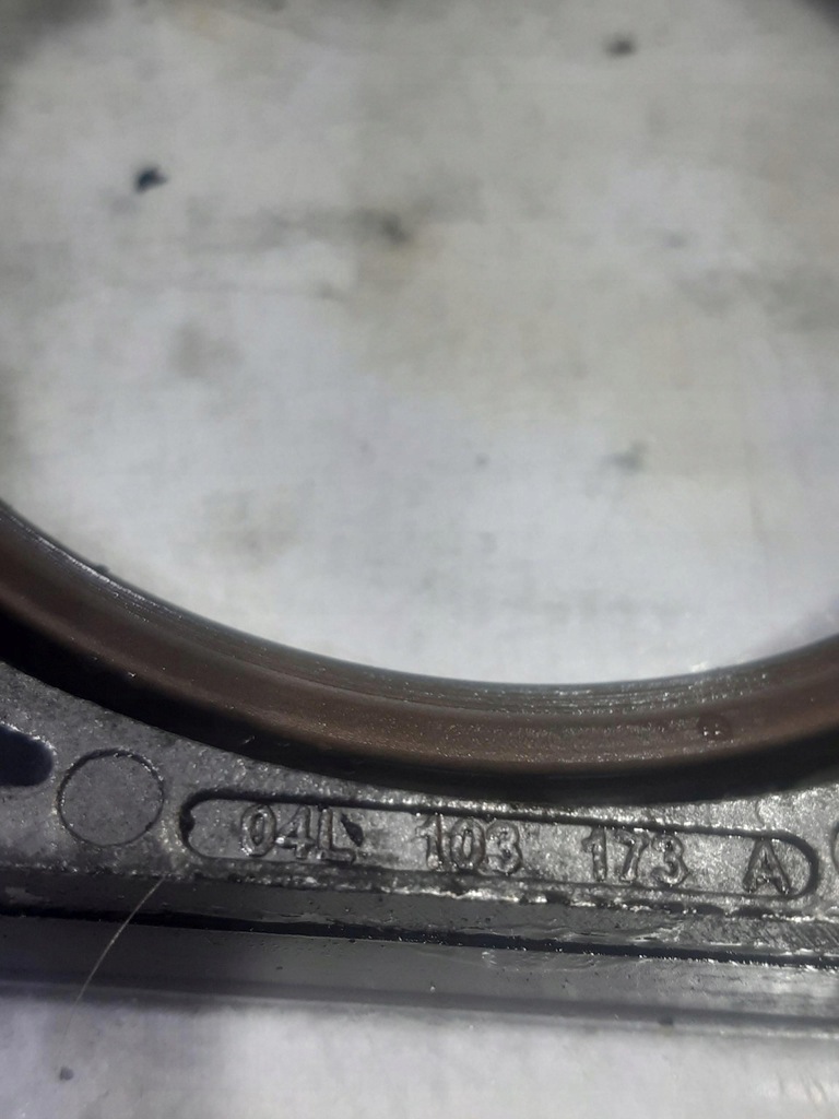 фото №10, Захист ущільнювач вала 04l103173a vw audi 2.0tdi